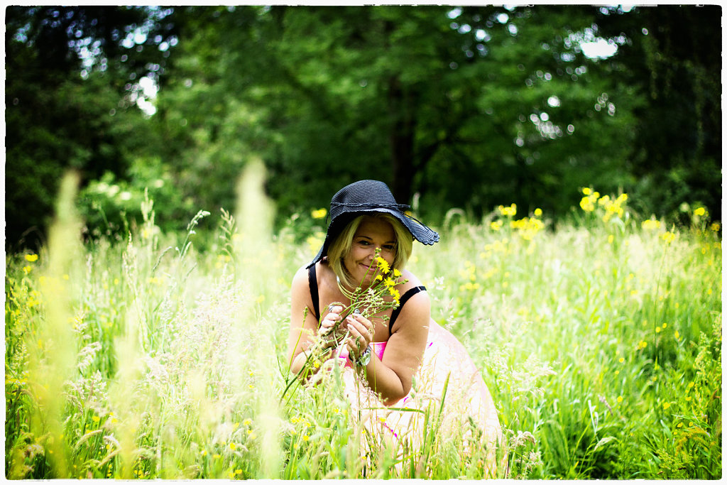 Conny in the Grass I